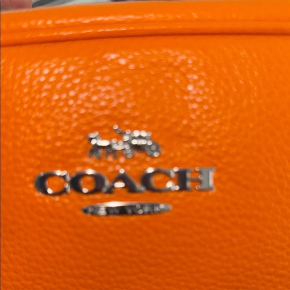 NWT Coach Orange Leather Camera Bag - Picture 3 of 6